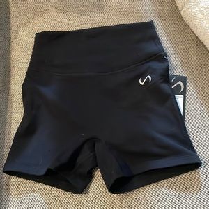 TLF biker shorts NWT